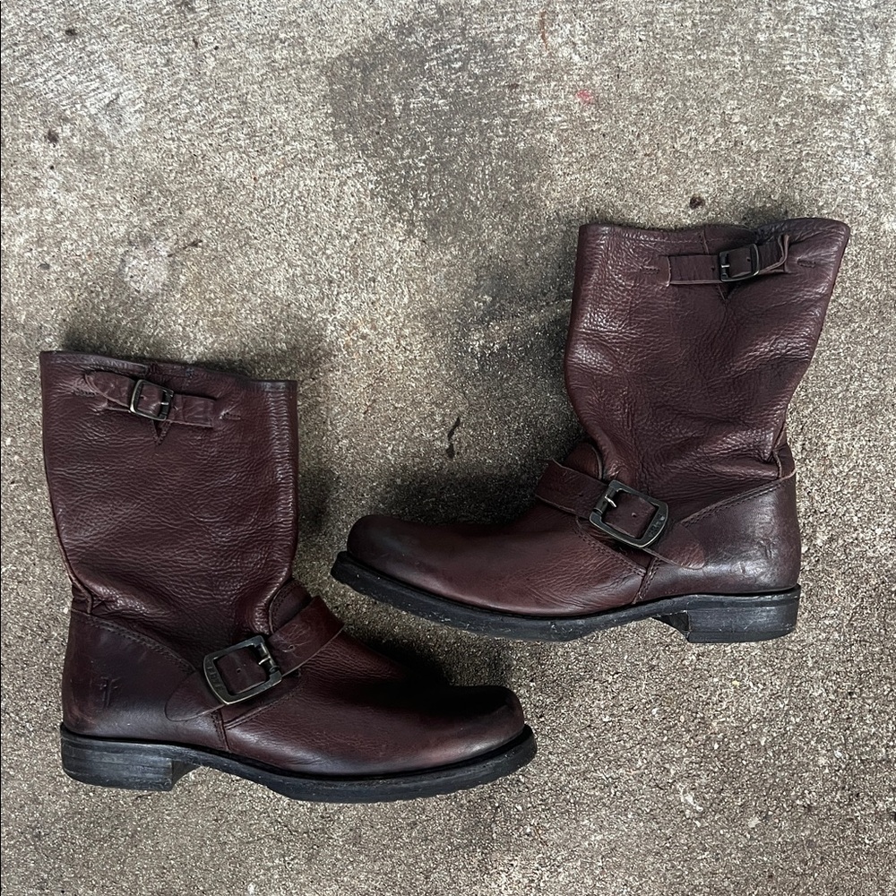 frye Veronica boots size 8 in brown 76509 f973